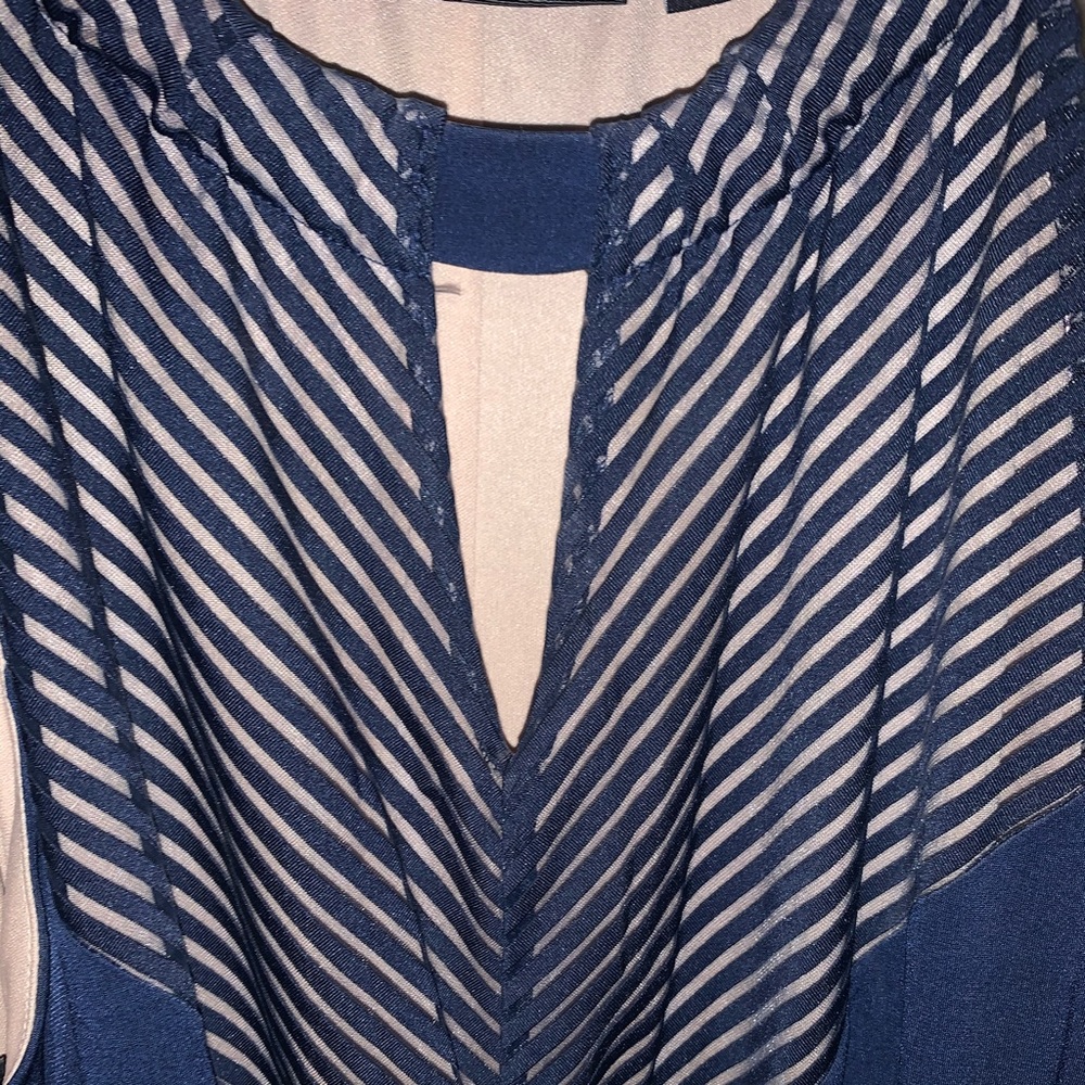 Floor length sleeveless maxi dress - Picture 4 of 5